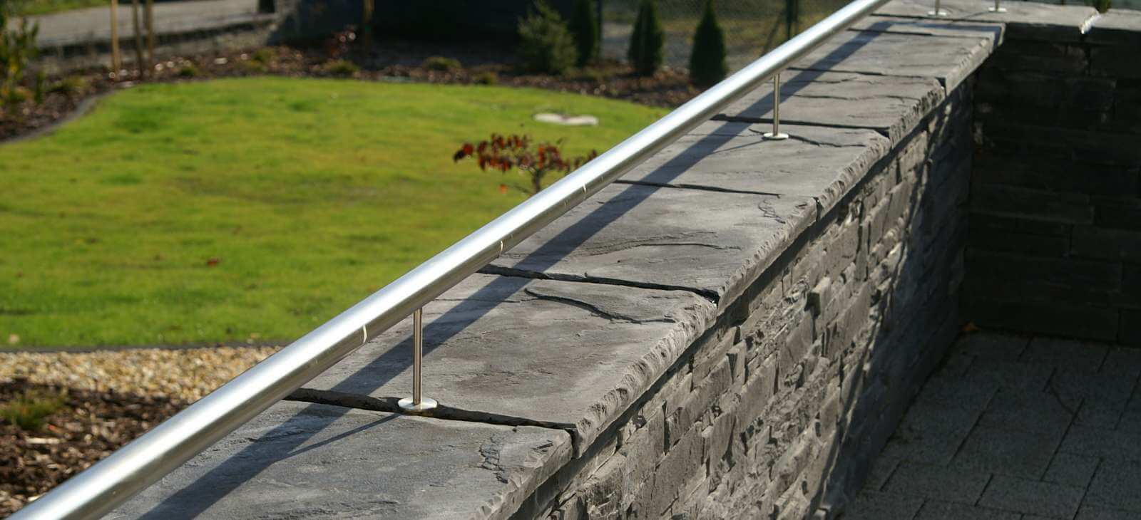 Kresané platne - dlažba a strieška